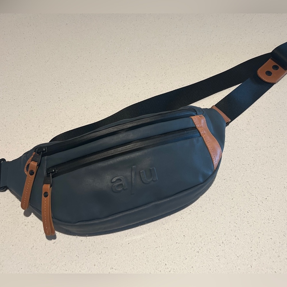 Aunts & Uncles Japan Ichikawa Belt Bag NWOT